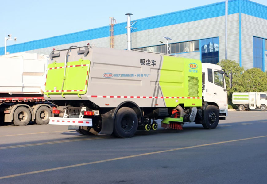 國六東風(fēng)天錦干掃車吸塵車