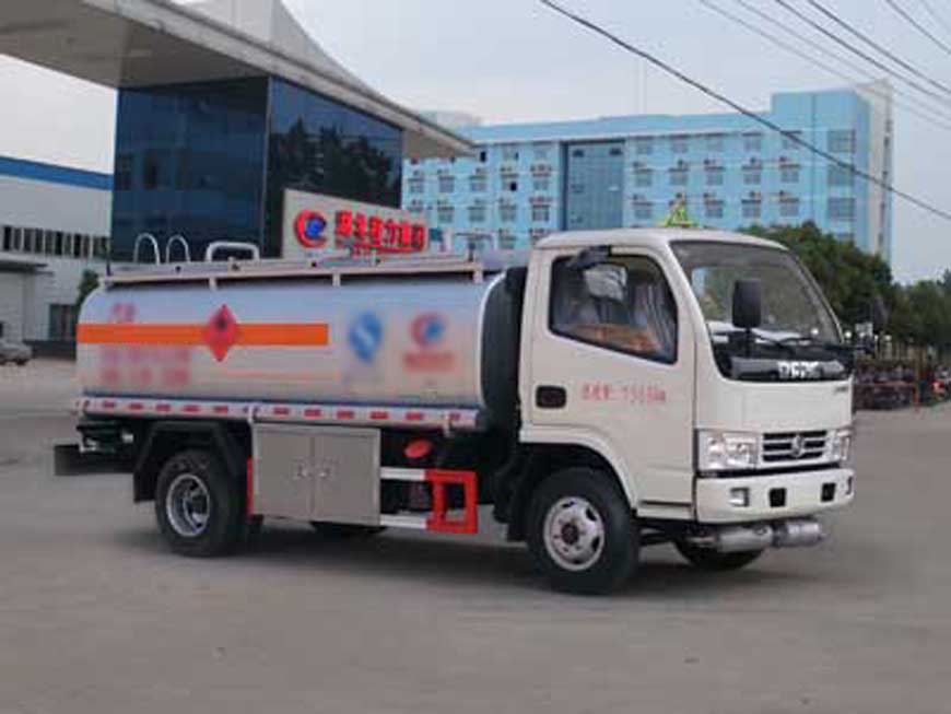 CLW5071GJYD5型加油車